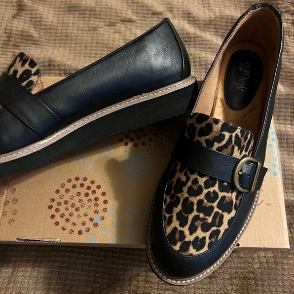 Eurosoft Animal Print Loafers size 9 1/2  - Euro 41 - Picture 2 of 5
